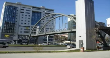 Ankara Büyükşehir Belediyesi Konya Yolu Üzeri Yaya Üst Geçidi Çelik Konstrüksiyon İmalatı ve Montajı